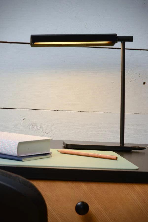 Lucide LEVI - Bureaulamp - LED Dimb. - 1x5,5W 3000K/6500K - 3 StepDim - Zwart - sfeer 2